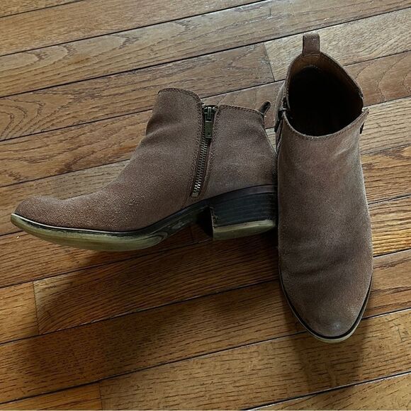 Lucky Brand Basel Suede Flat Bootie in light brown - Picture 15 of 15